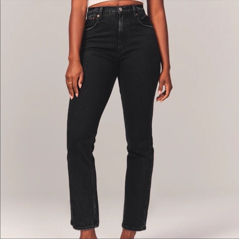 A&F Ankle Straight Ultra High Rise Curve Love Jeans